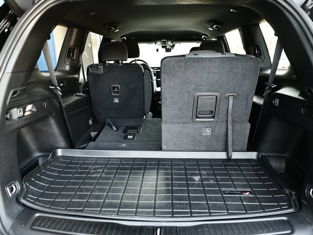 Used 2025 Jeep Grand Cherokee L Laredo w/ Luxury Tech Group I RWD image 28
