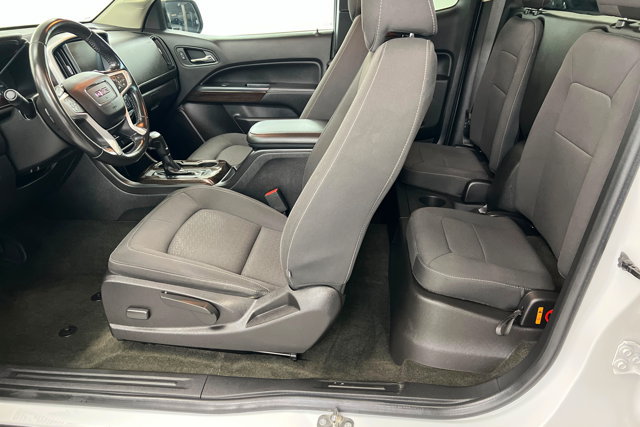 Used 2017 GMC Canyon SLE AWD/4WD image 18