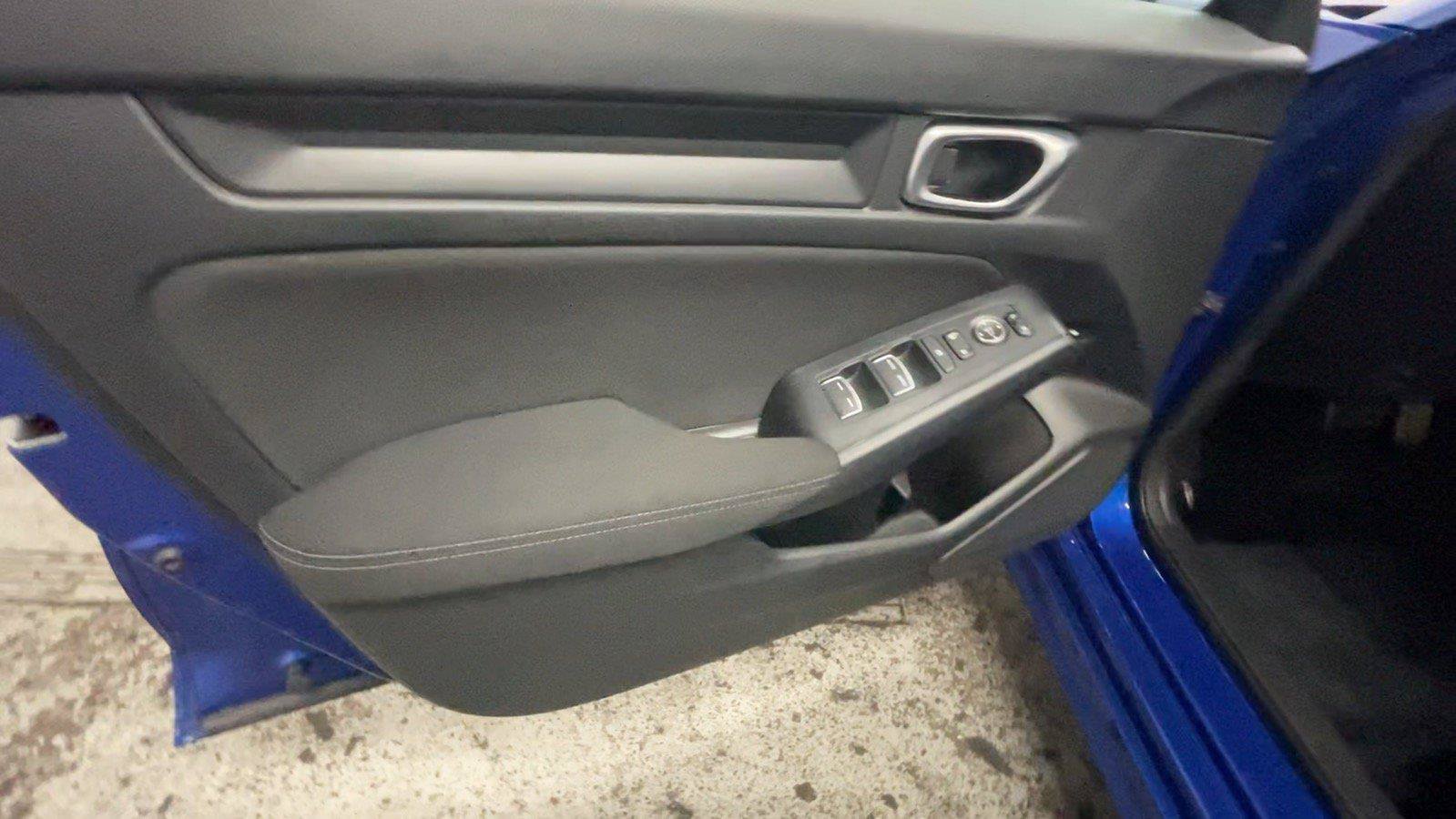 Used 2024 Honda Civic Sport image 31