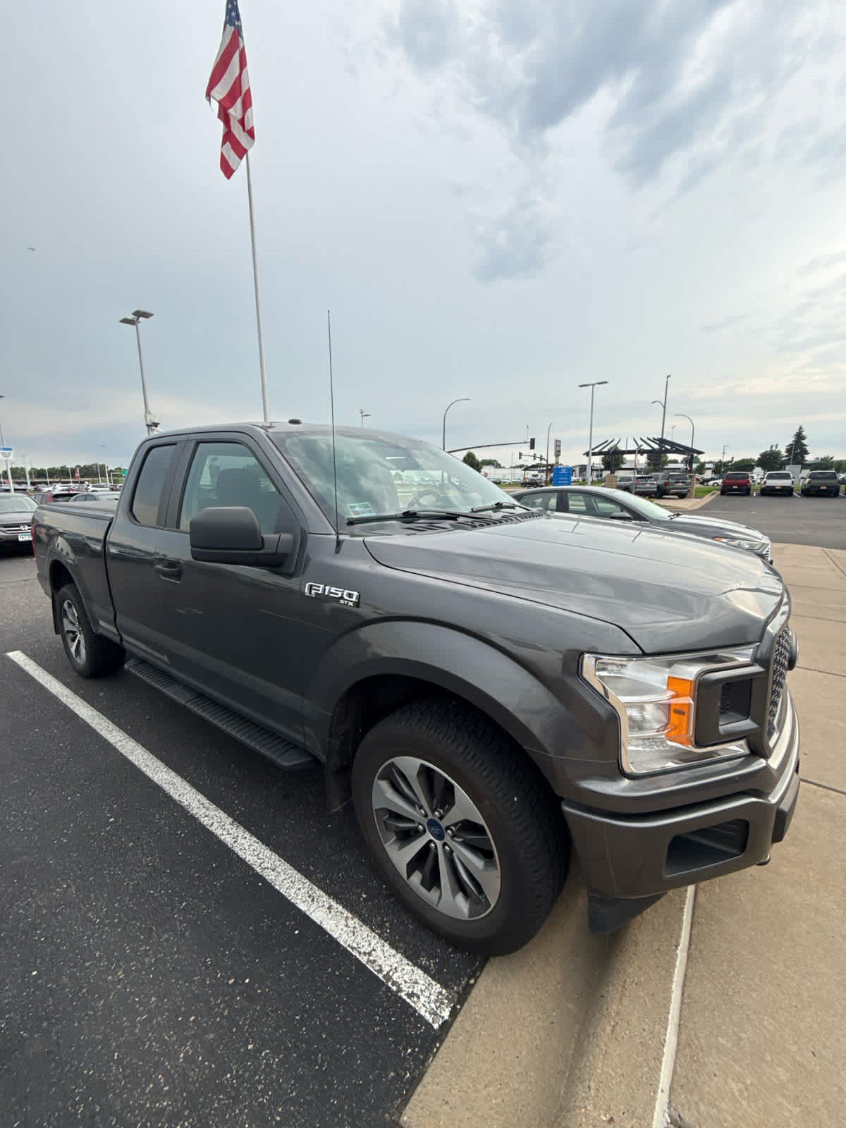 Used 2019 Ford F150 XL w/ Equipment Group 101A Mid AWD/4WD image 3