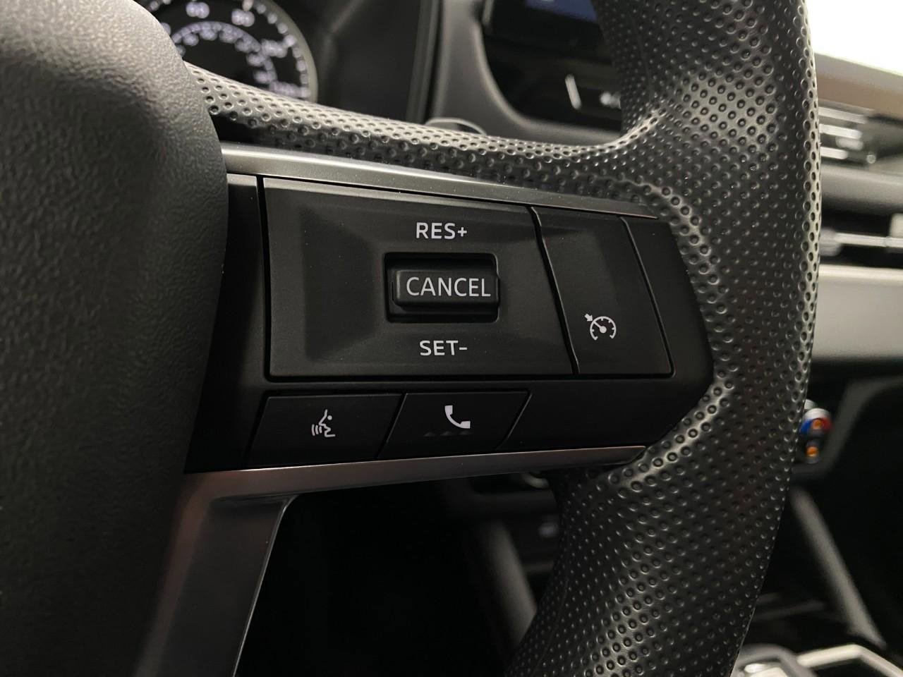 New 2026 Mitsubishi Outlander ES image 16