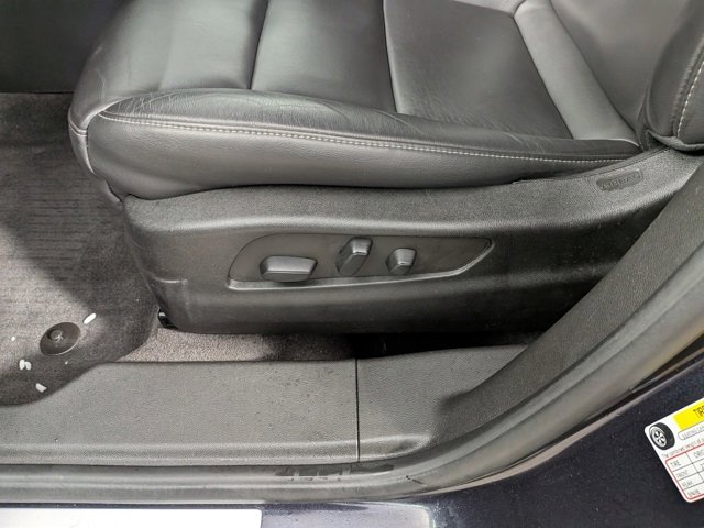 Certified 2022 Cadillac XT4 Premium Luxury w/ Enhanced Visibility Package image 18