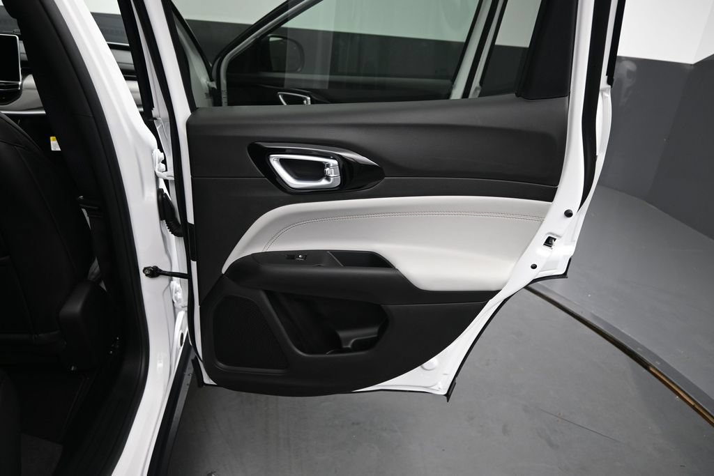 New 2026 Jeep Compass Limited AWD/4WD image 14