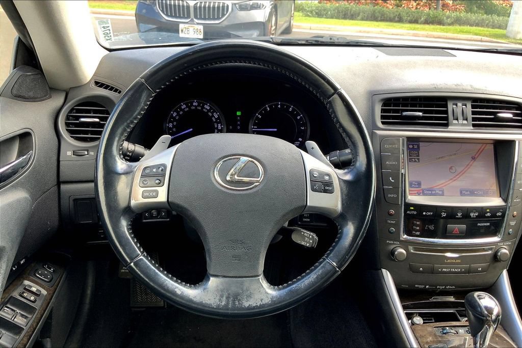 Used 2015 Lexus IS 250C w/ Luxury Package RWD image 5