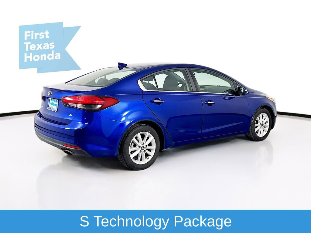 Used 2017 Kia Forte S w/ S Technology Package image 7