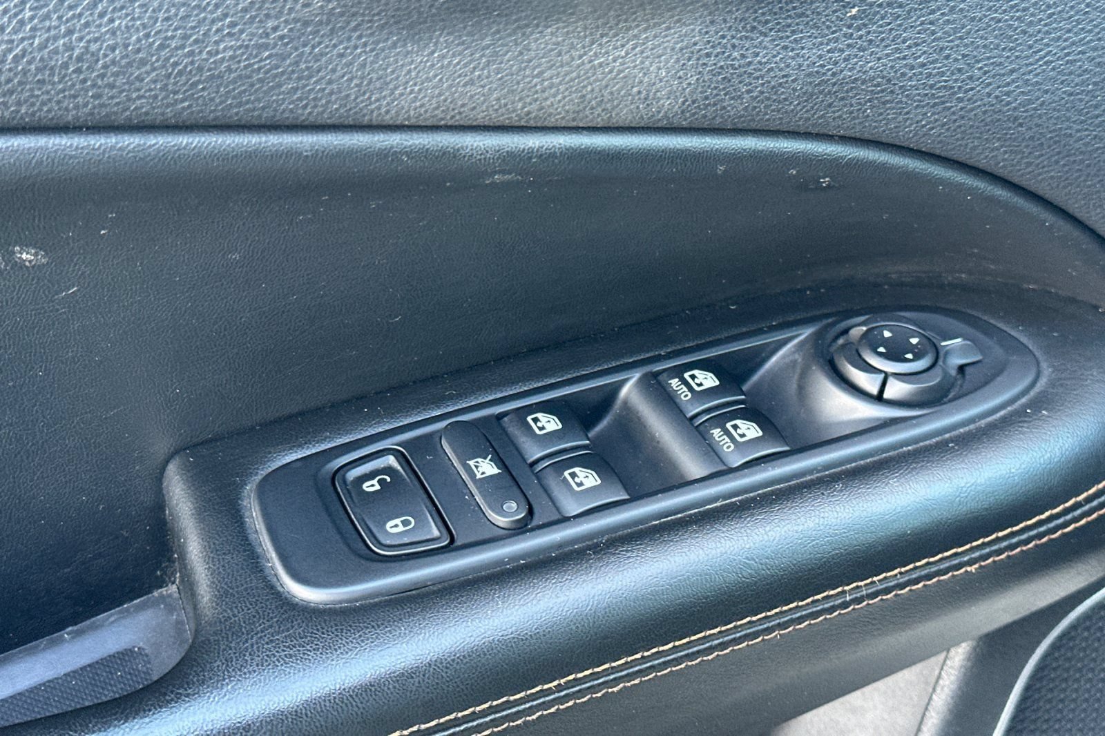 Used 2021 Jeep Compass Limited AWD/4WD image 11