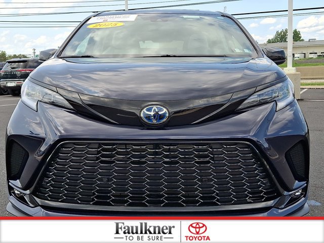 Certified 2025 Toyota Sienna XSE w/ XSE Plus Package AWD/4WD video 2