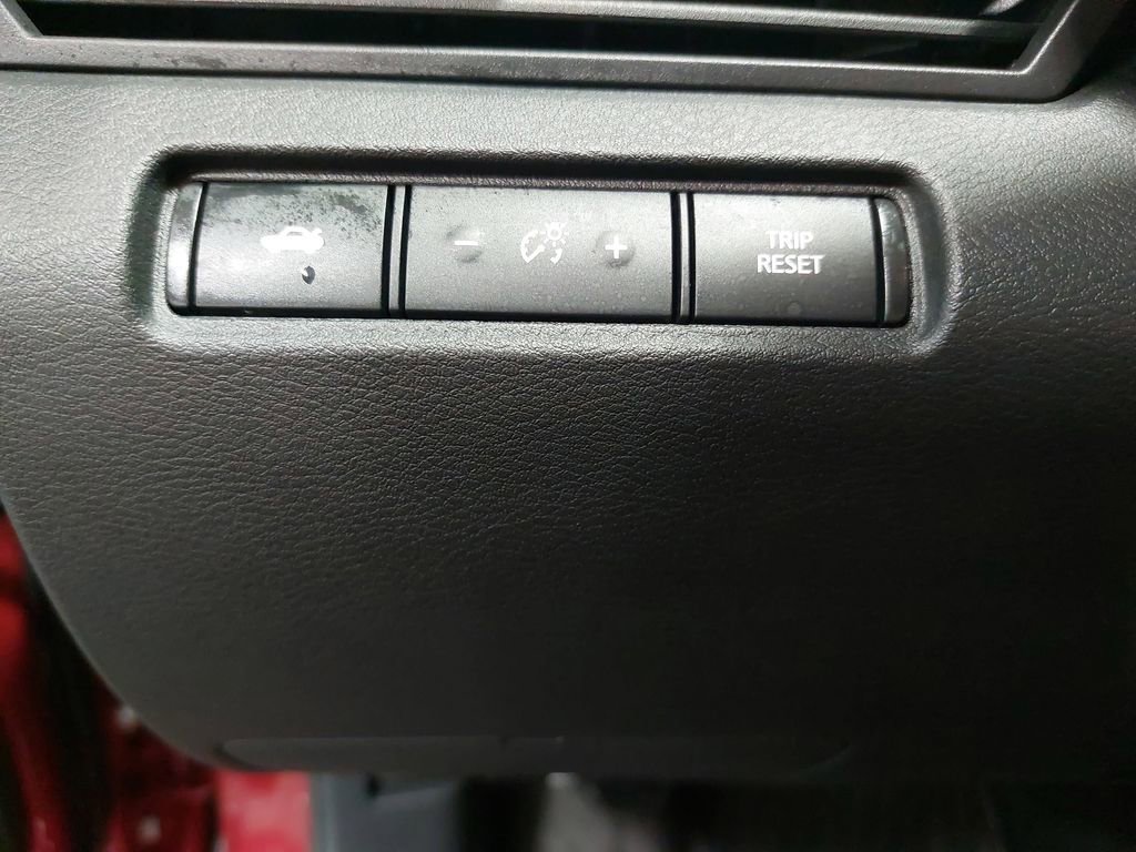 Used 2024 Nissan Altima 2.5 SV image 25