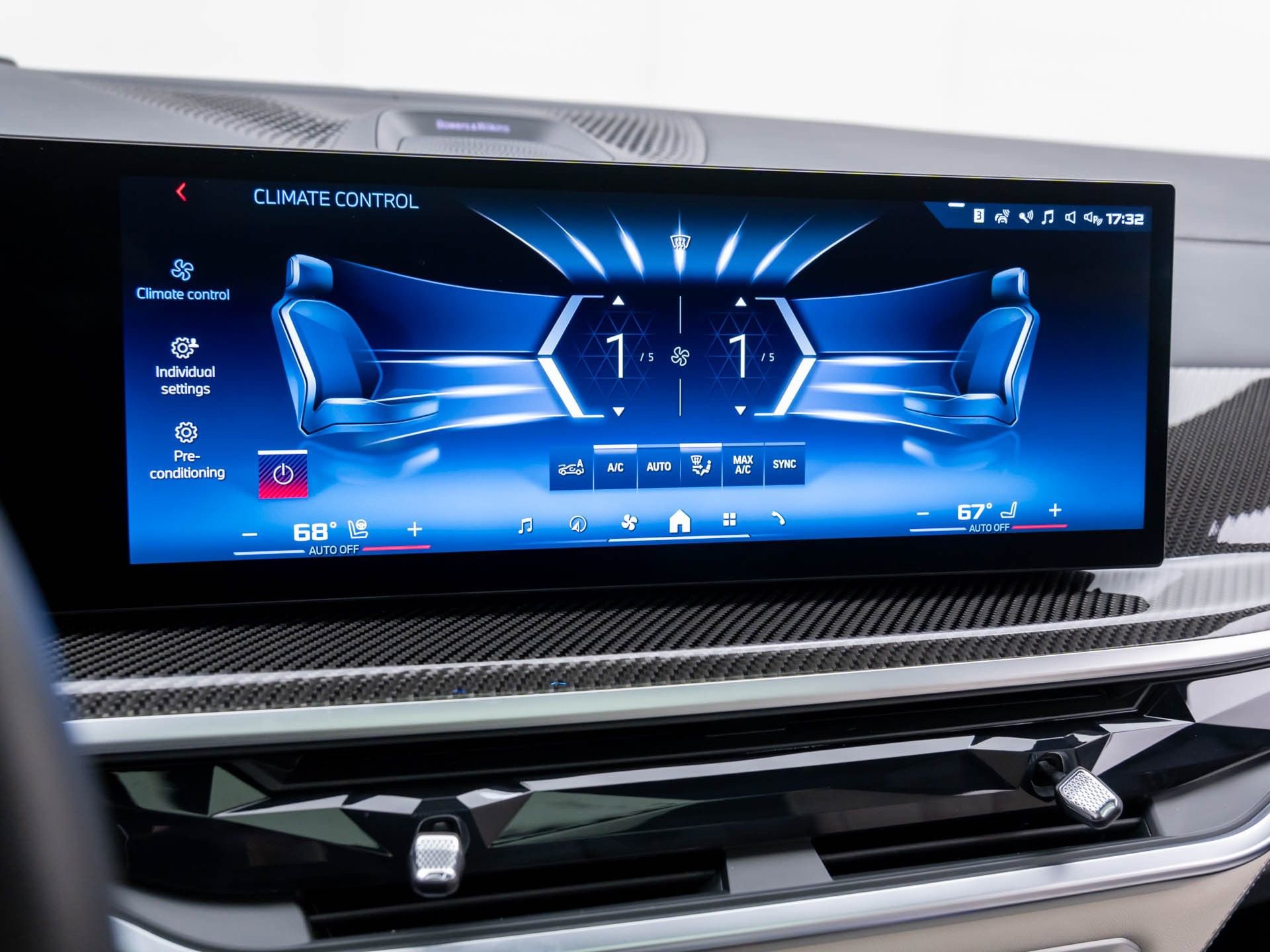 Certified 2025 BMW X7 M60i image 28