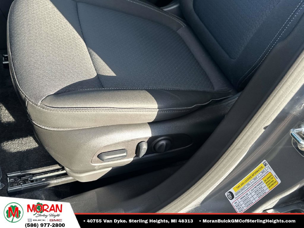 Certified 2026 Buick Encore GX Preferred w/ Comfort Package FWD image 17
