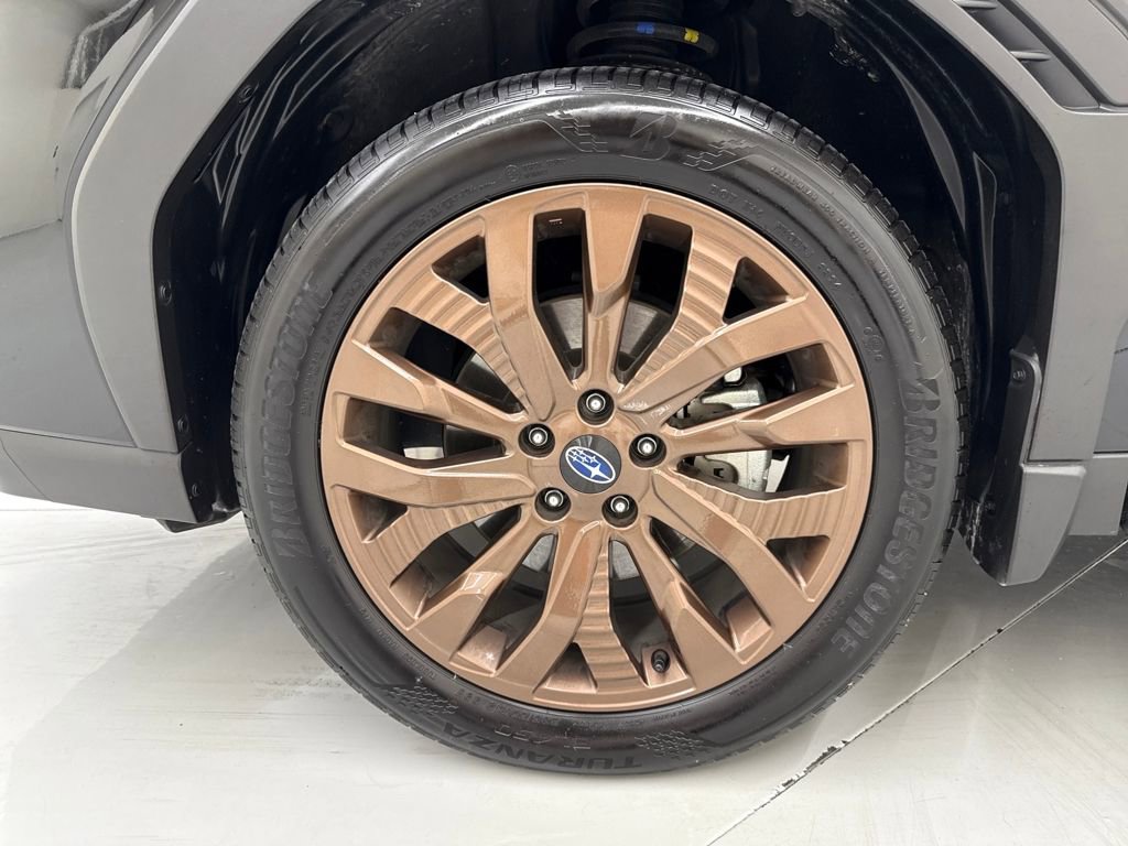 Used 2025 Subaru Forester Sport image 9