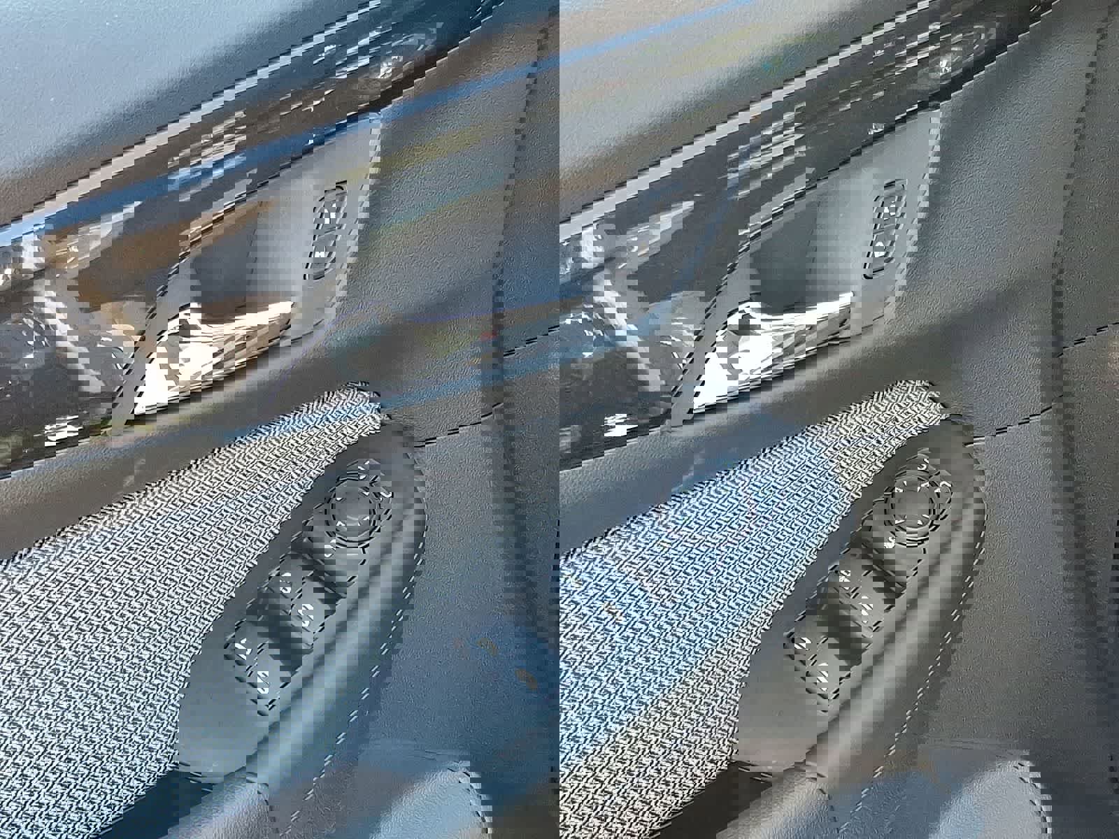 Certified 2026 Chevrolet TrailBlazer LT w/ Driver Confidence Package image 27