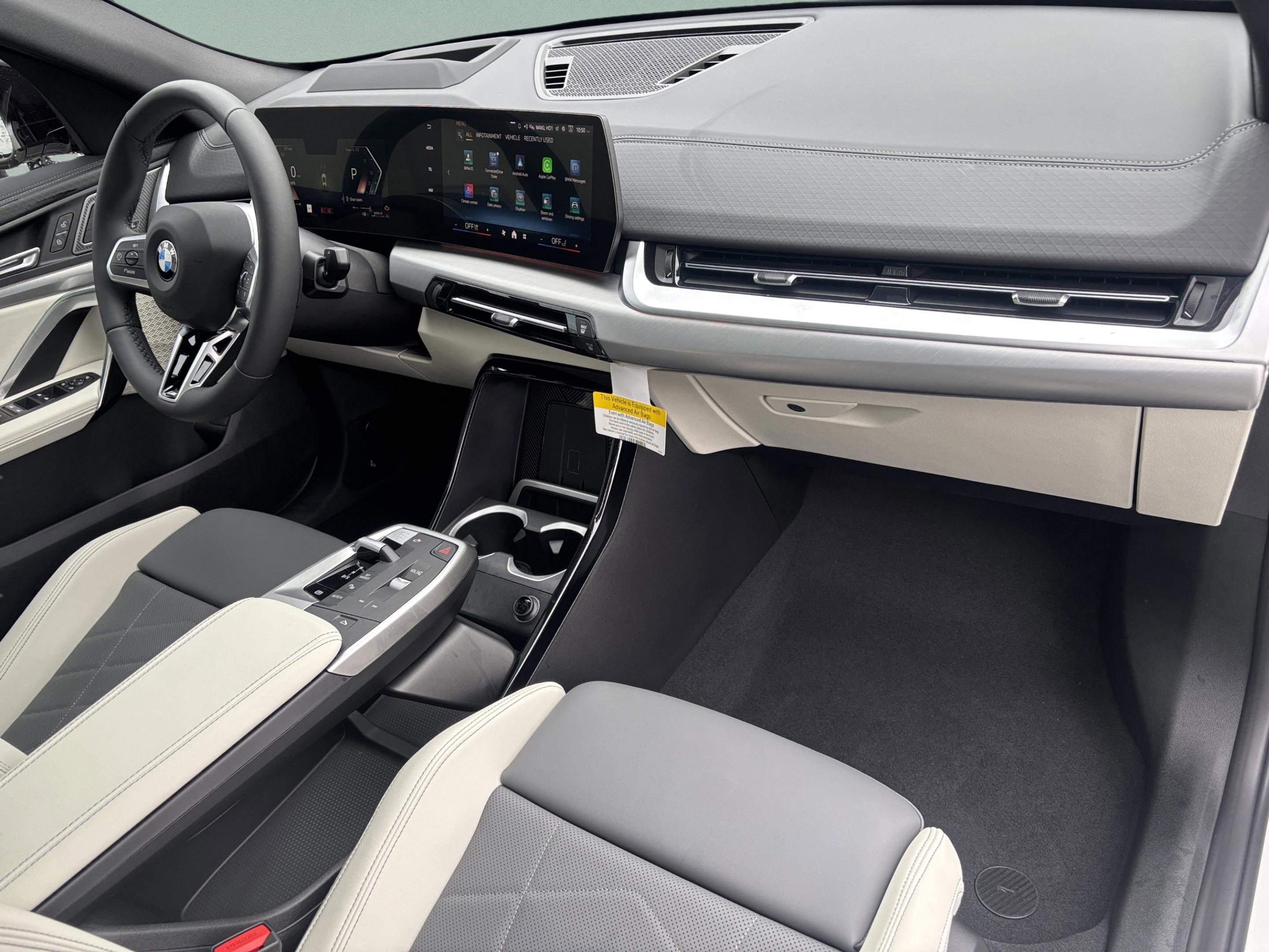 Used 2026 BMW X2 xDrive28i w/ Technology Package image 14