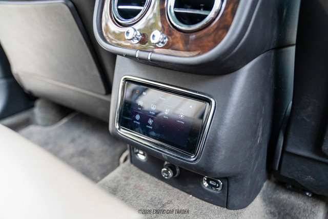 Used 2022 Bentley Bentayga Speed image 38