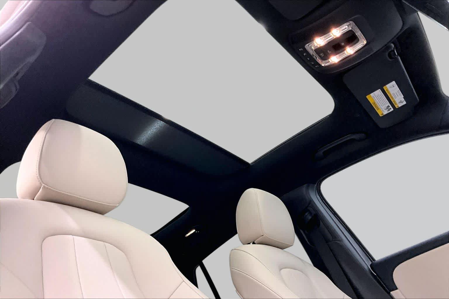 Certified 2025 Mercedes-Benz GLA 250 4MATIC image 14