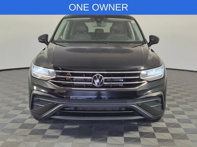 Used 2023 Volkswagen Tiguan SE FWD image 3