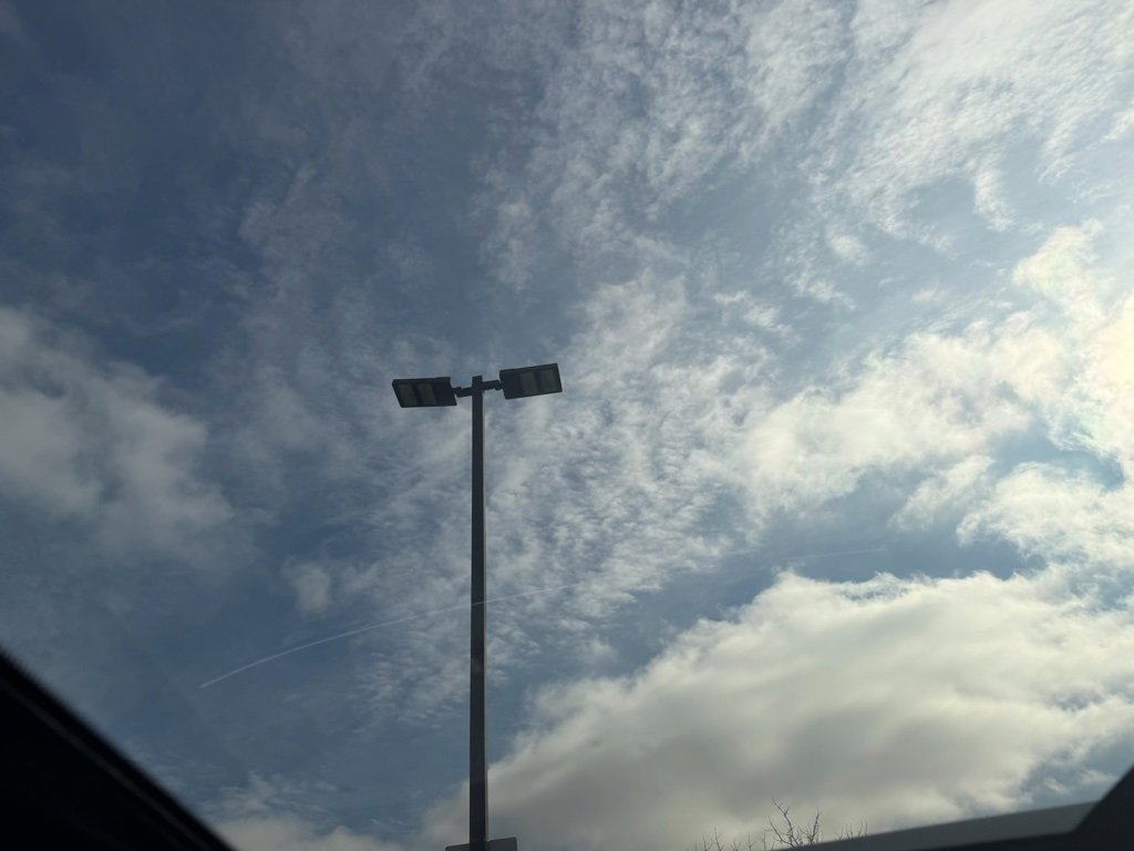 Used 2021 Jeep Cherokee Latitude Plus w/ Sun & Sound Group image 11