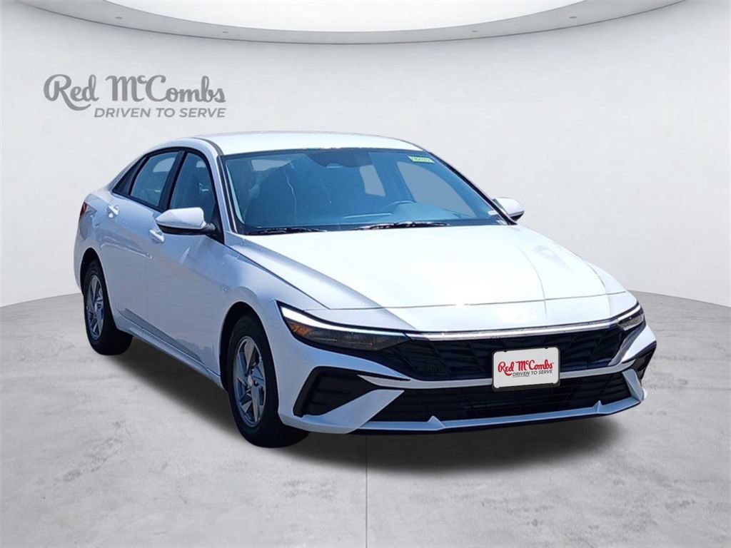 New 2026 Hyundai Elantra SE FWD image 7