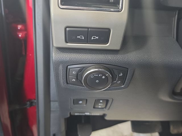 Used 2022 Ford F350 Lariat w/ Black Appearance Package AWD/4WD image 19