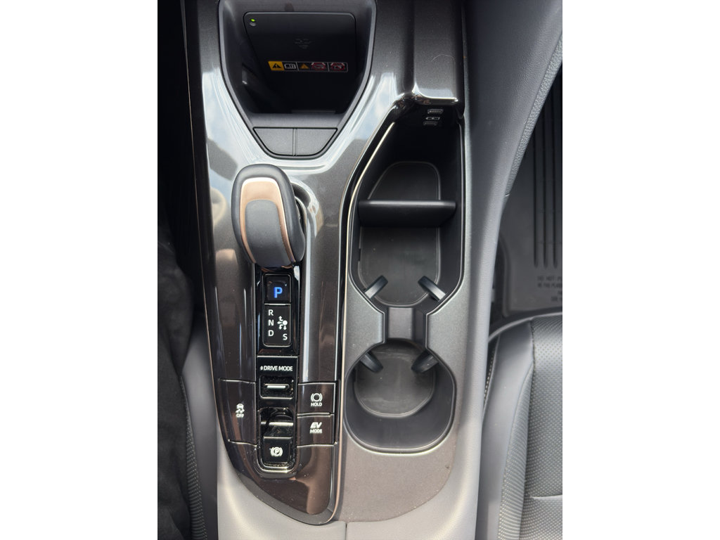 Certified 2025 Toyota Crown Signia AWD/4WD image 18