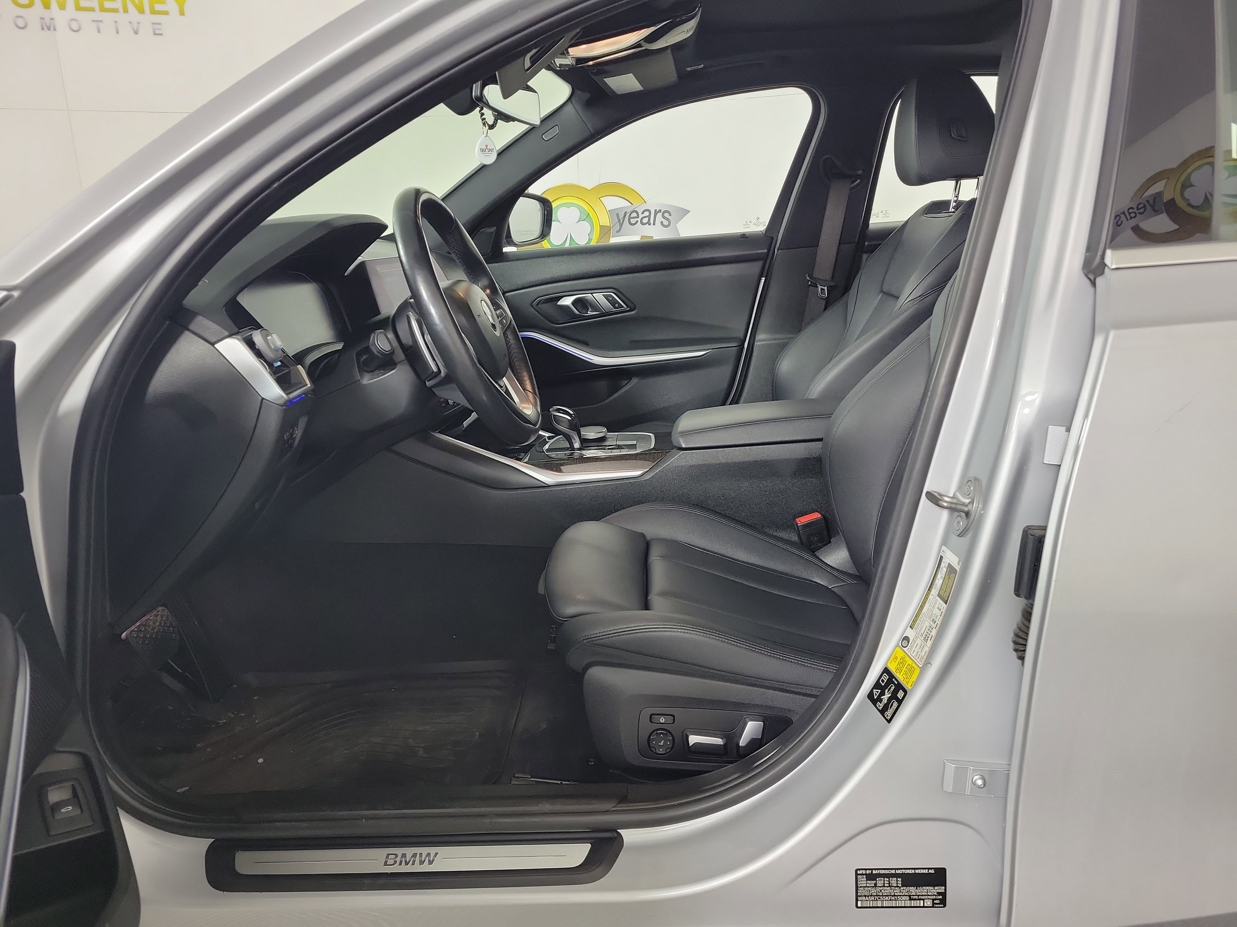 Used 2019 BMW 330i xDrive Sedan w/ Convenience Package image 5