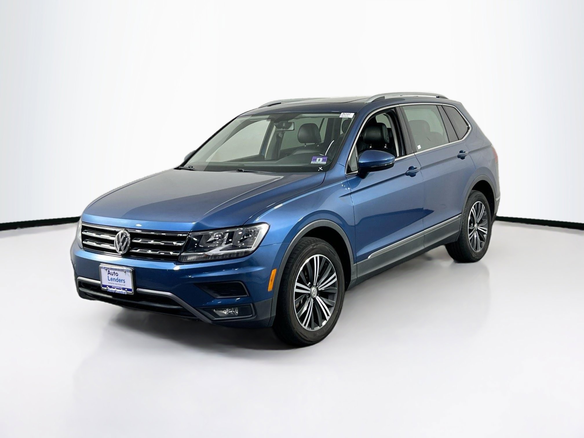 Used 2018 Volkswagen Tiguan SEL image 1