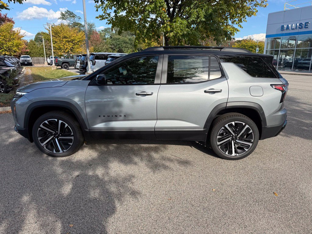 New 2027 Chevrolet Equinox RS w/ Safety and Technology Package AWD/4WD image 2
