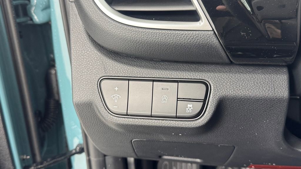 New 2026 Kia Seltos S AWD/4WD image 32