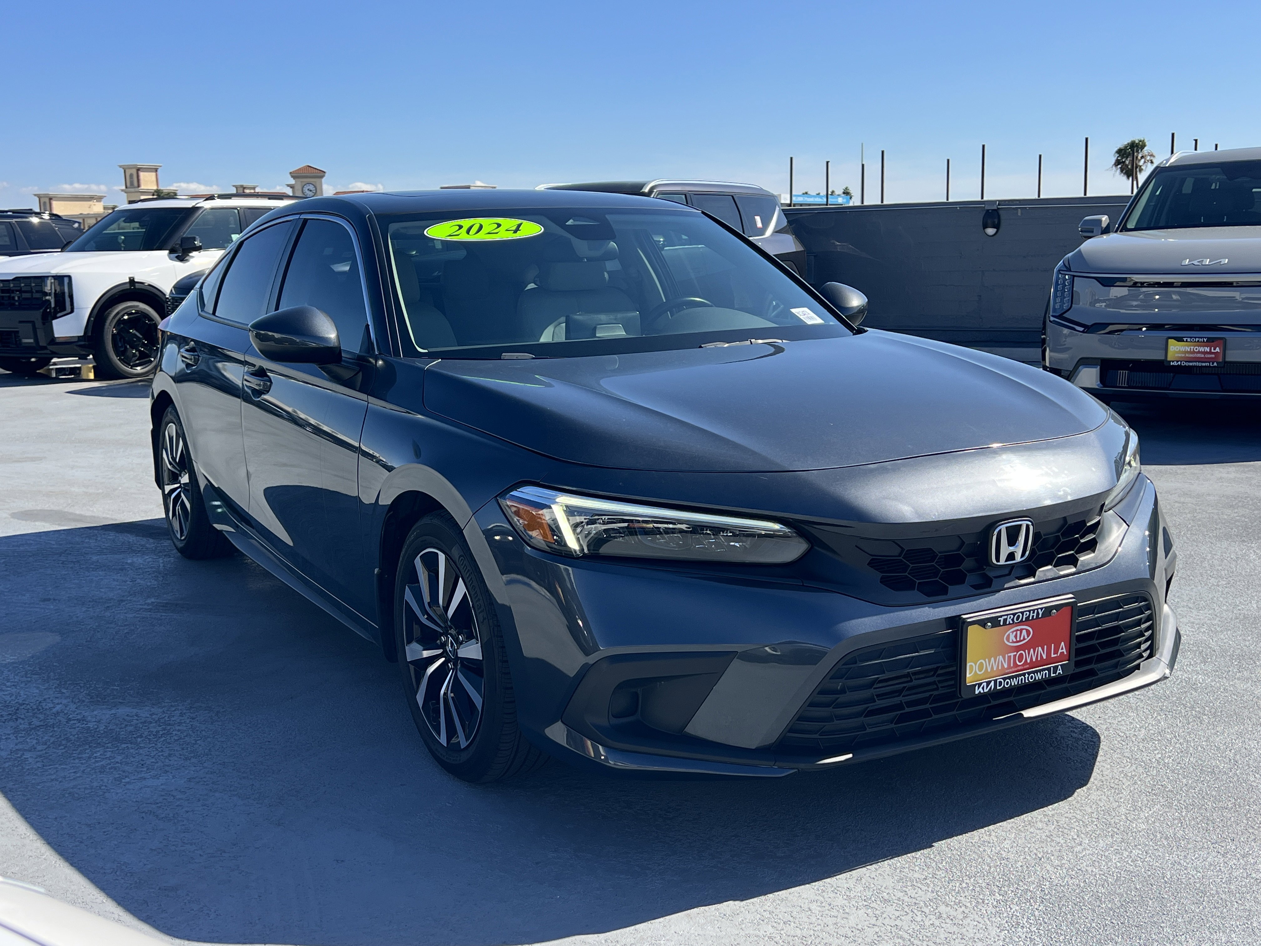 Used 2024 Honda Civic EX-L image 10