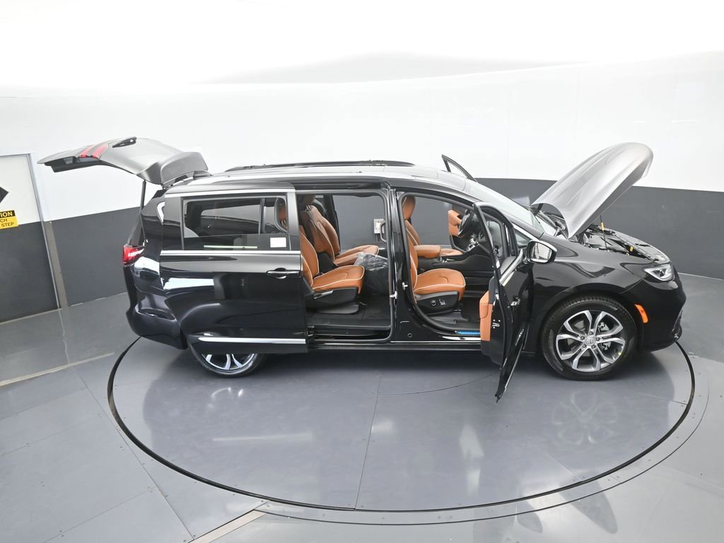 New 2026 Chrysler Pacifica Pinnacle image 77