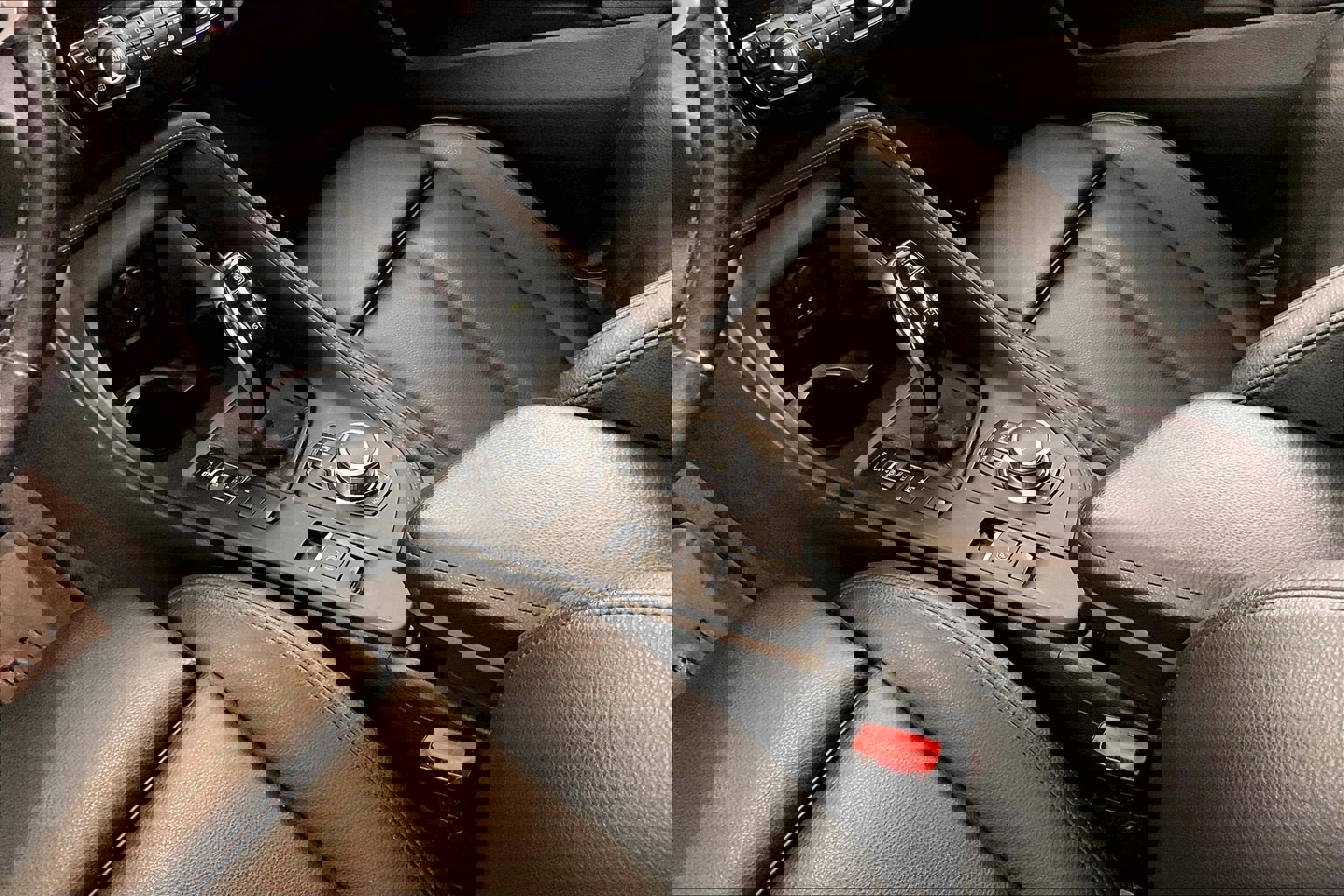 Used 2020 BMW X2 sDrive28i w/ Convenience Package image 15