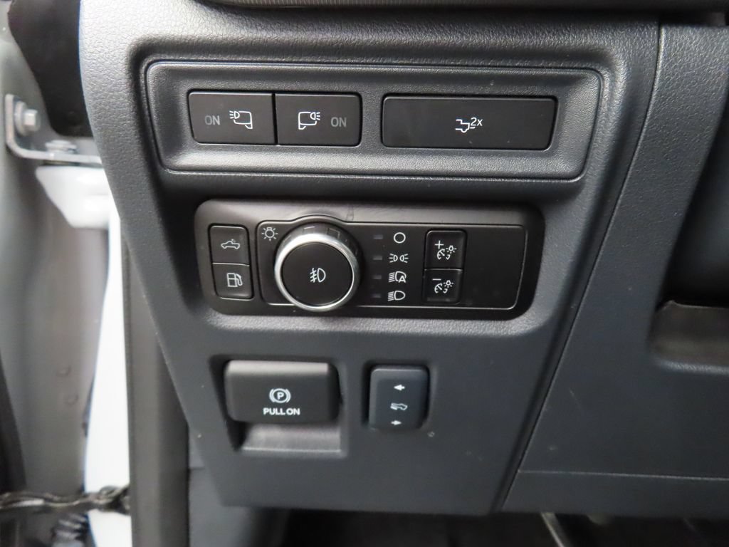 Used 2024 Ford F150 Lariat w/ Equipment Group 502A High AWD/4WD image 50