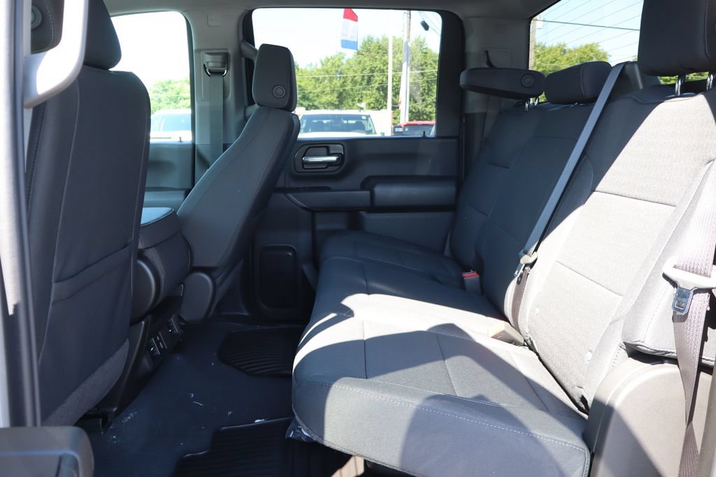 New 2026 Chevrolet Silverado 2500 Custom w/ Custom Value Package AWD/4WD image 19