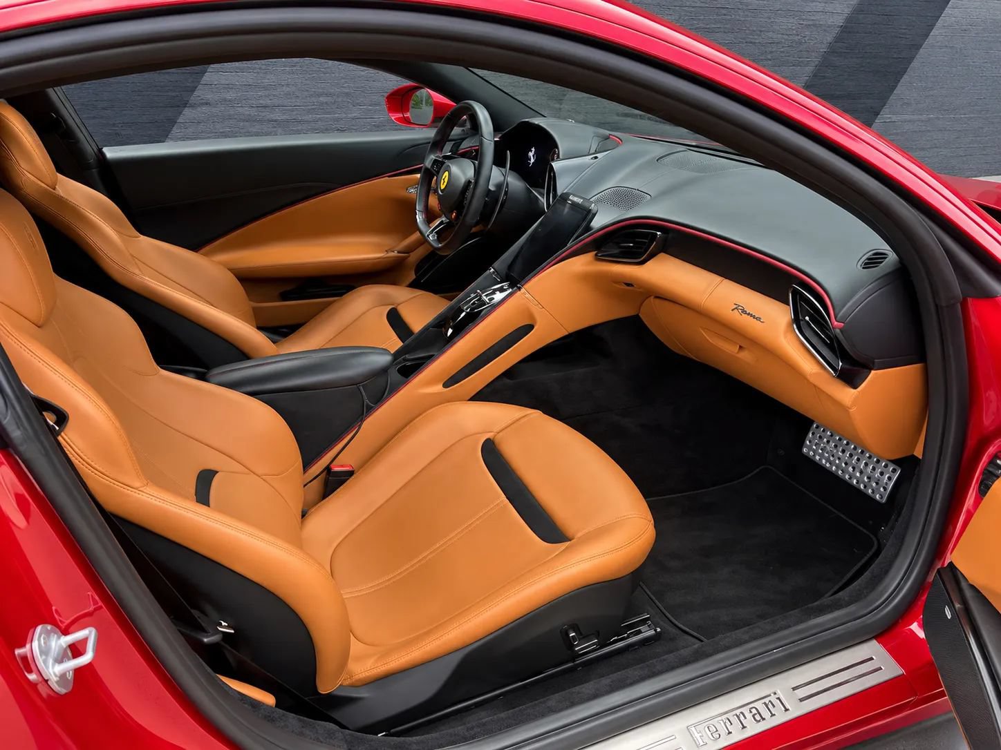 Used 2022 Ferrari Roma RWD image 11