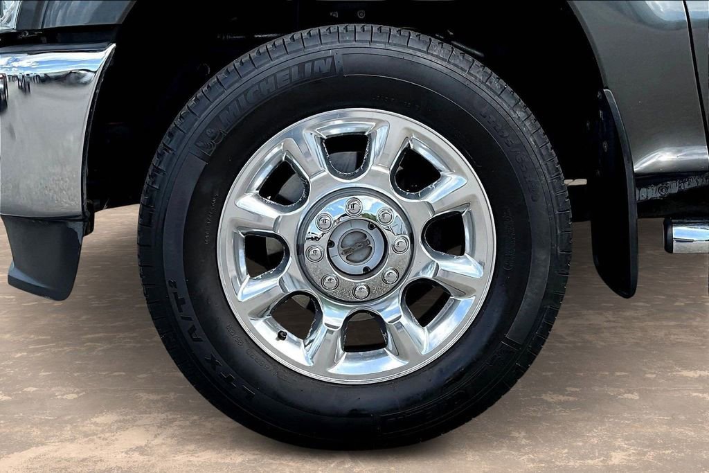 Used 2016 Ford F350 Lariat w/ Lariat Ultimate Package image 34