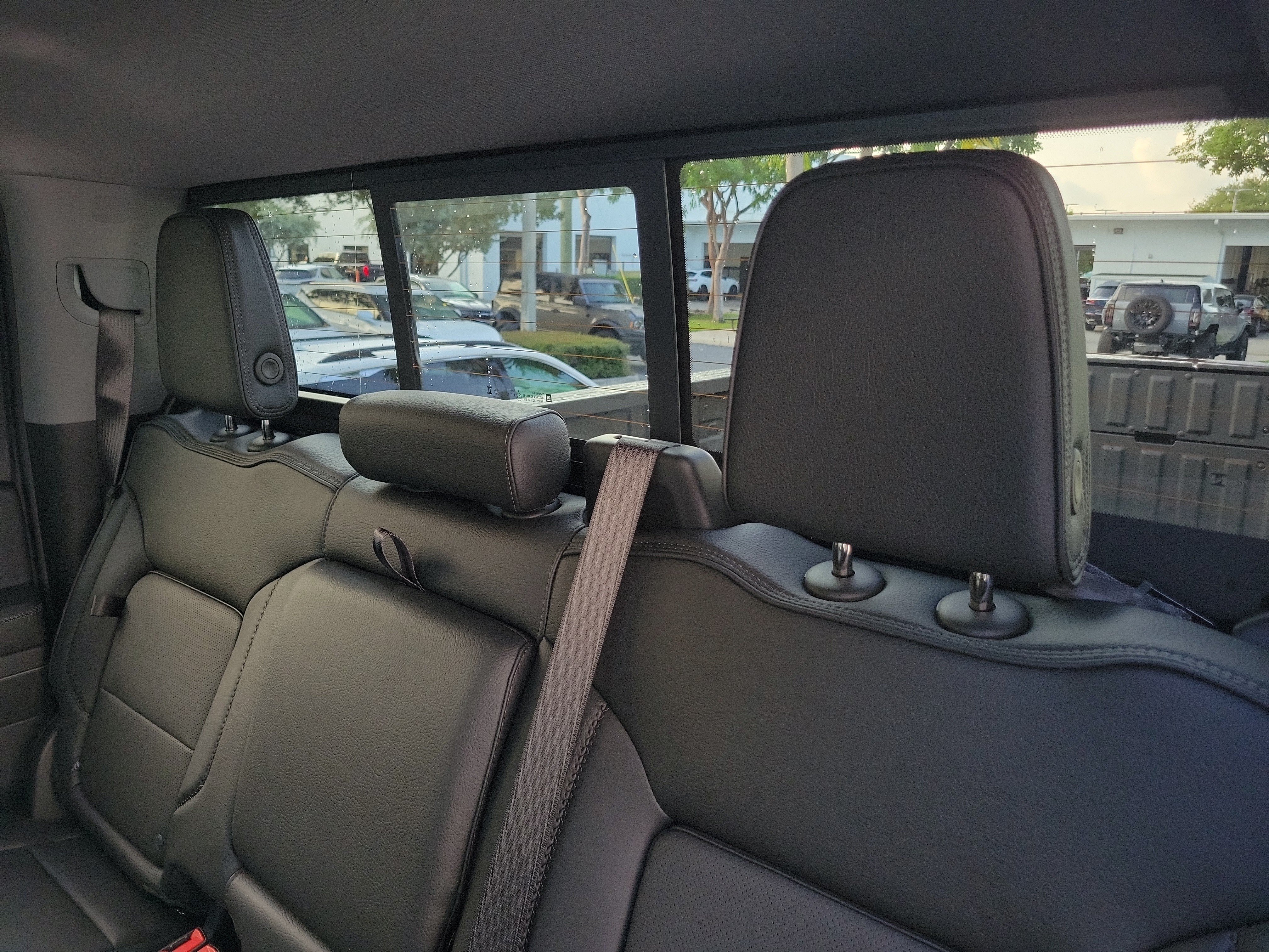 New 2026 GMC Sierra 3500 Denali w/ Denali Reserve Package AWD/4WD image 13