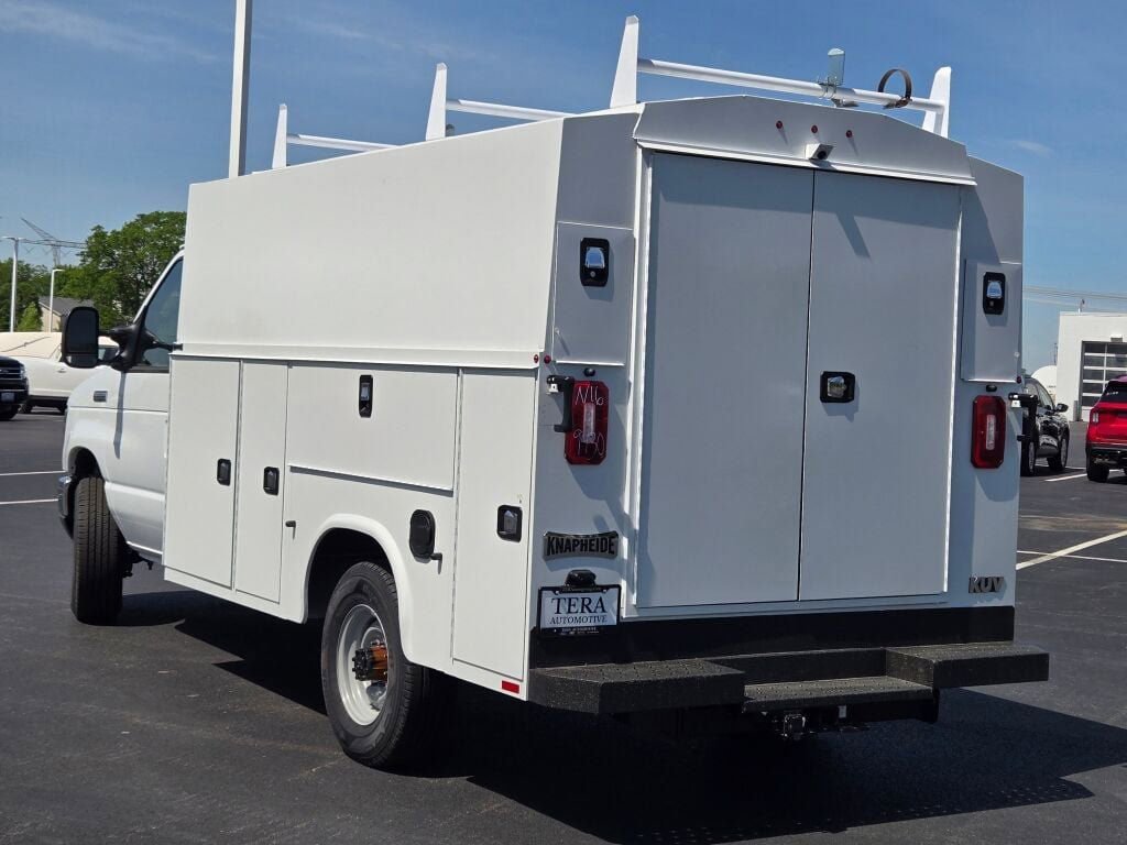New 2026 Ford E-350 and Econoline 350 Super Duty w/ Power Equipment Group RWD image 18