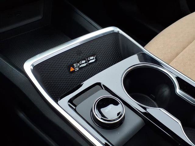 New 2026 Chevrolet Equinox ACTIV w/ Convenience Package III image 23