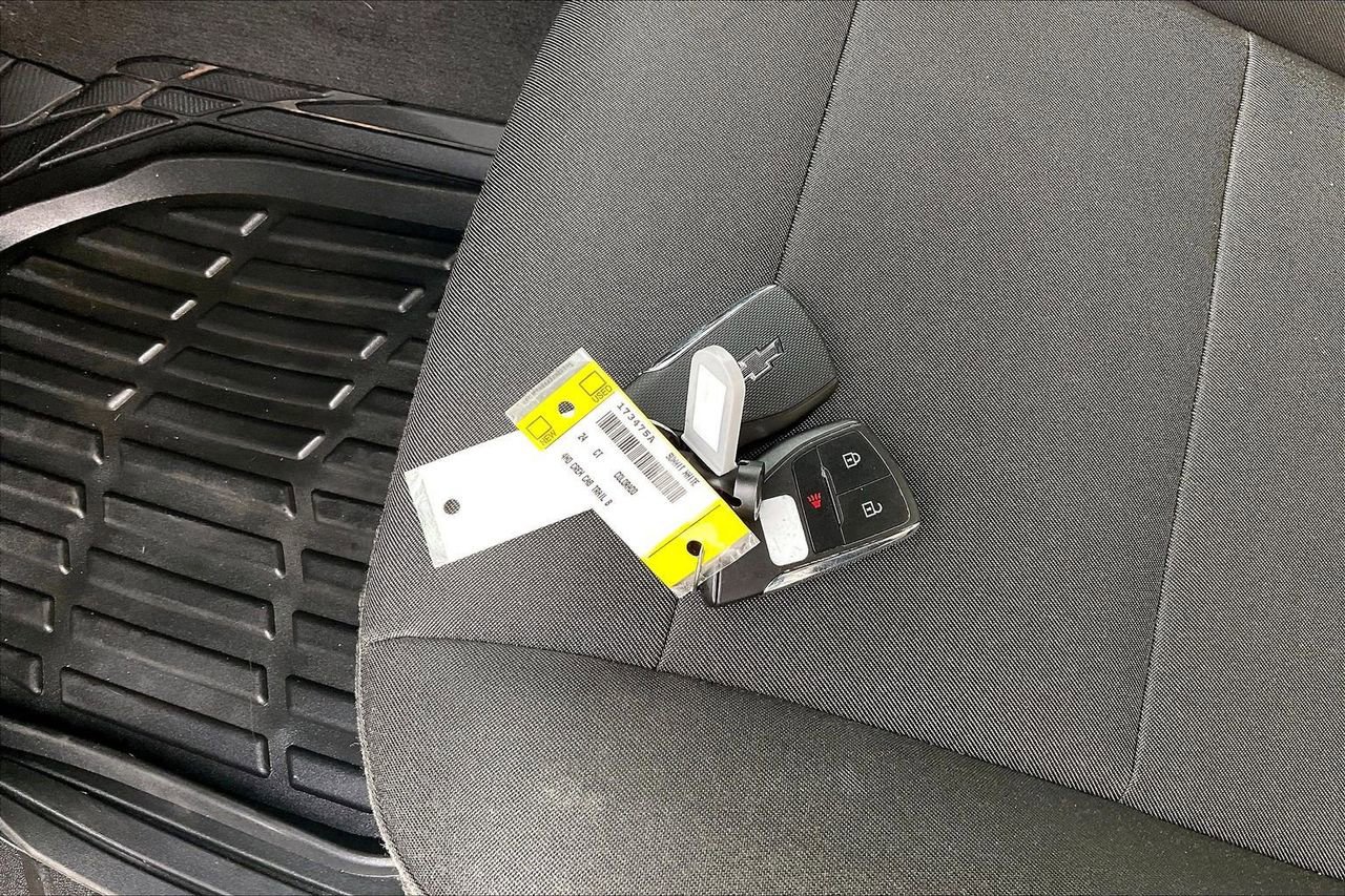 Used 2024 Chevrolet Colorado Trail Boss w/ Advanced Trailering Package image 33