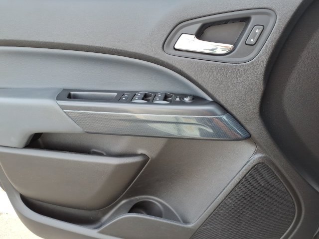 Used 2020 Chevrolet Colorado Z71 AWD/4WD image 15