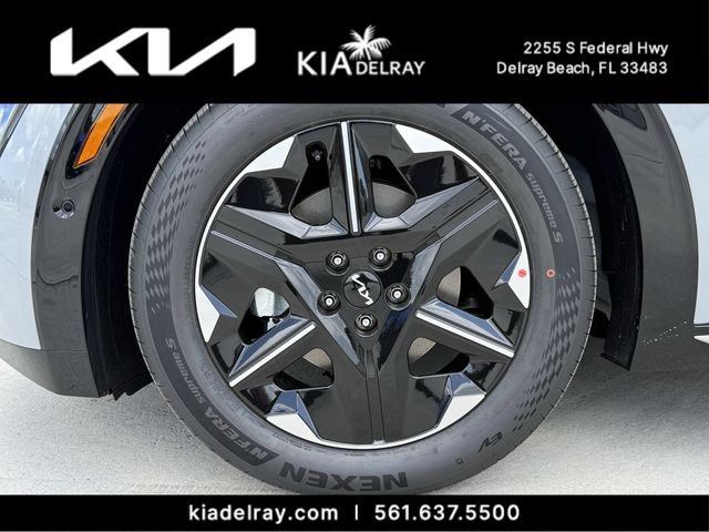New 2026 Kia EV6 Wind RWD image 31