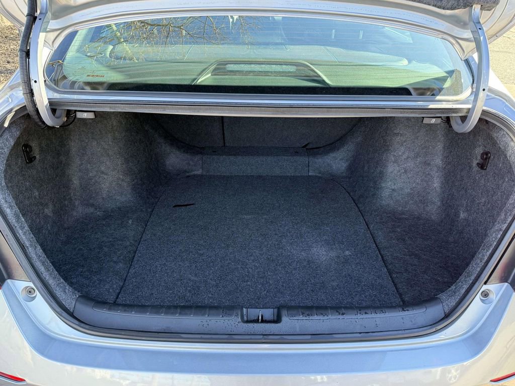 Used 2022 Honda Accord Sport image 8