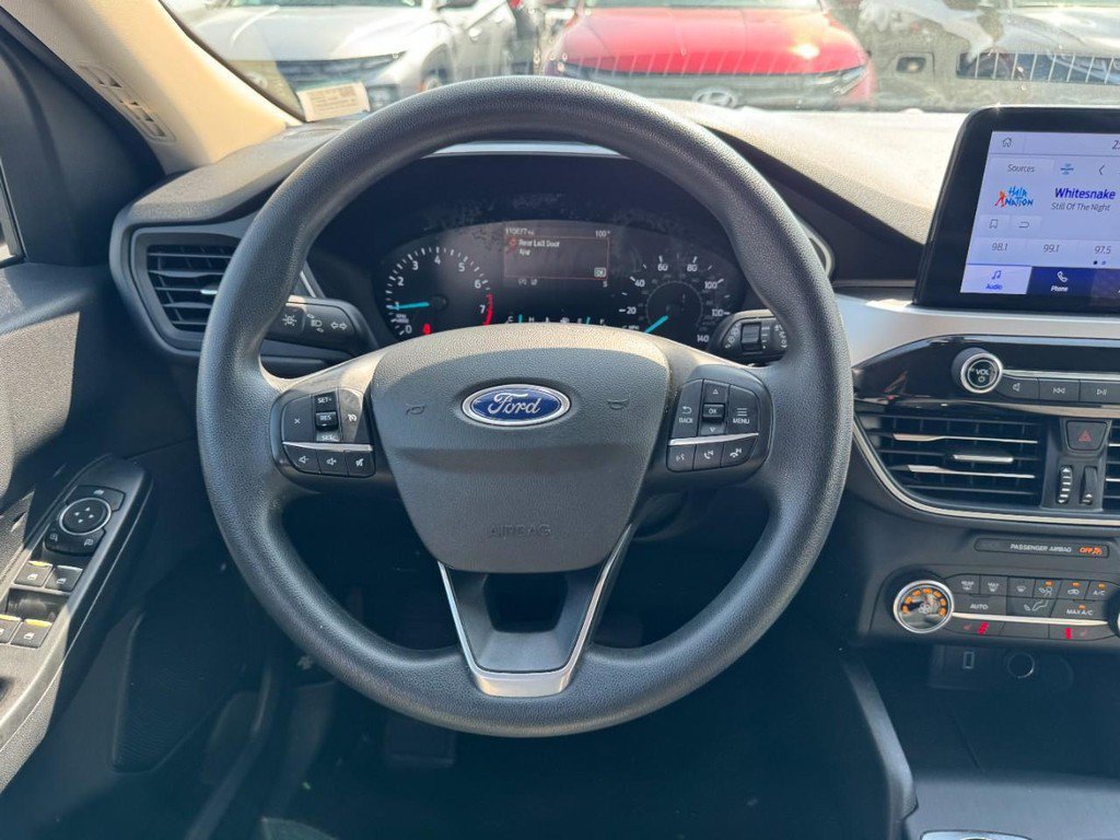 Used 2020 Ford Escape SE FWD image 12