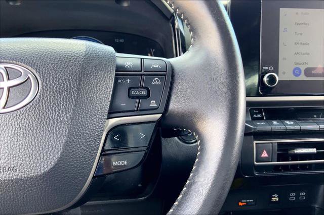 Certified 2025 Toyota Camry SE FWD image 24