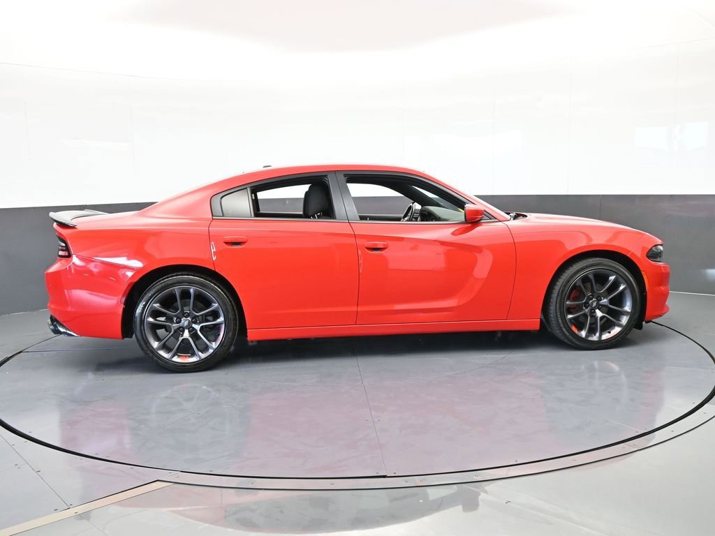 Used 2019 Dodge Charger SXT image 7