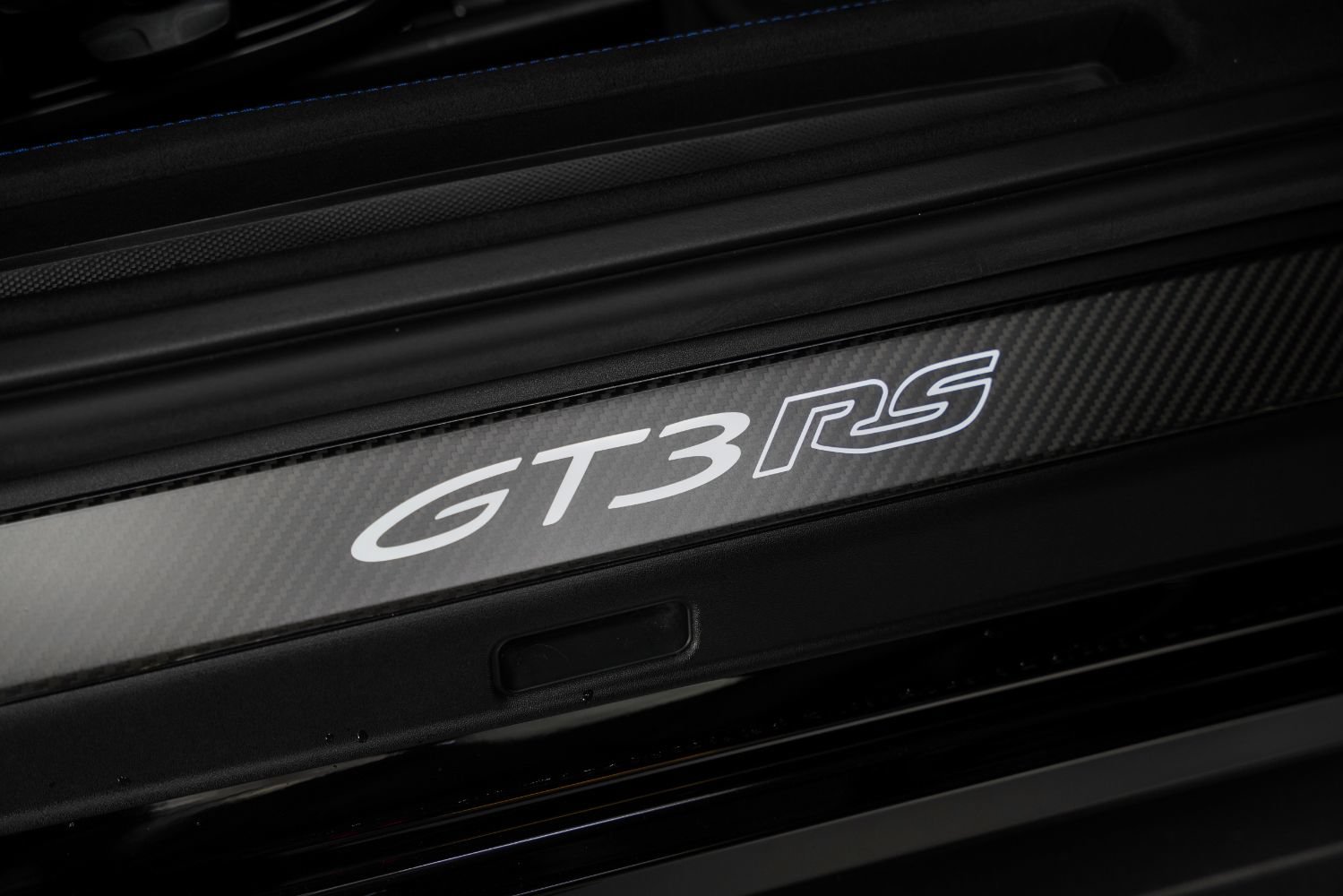 Used 2025 Porsche 911 GT3 RS w/ Weissach Package RWD image 35