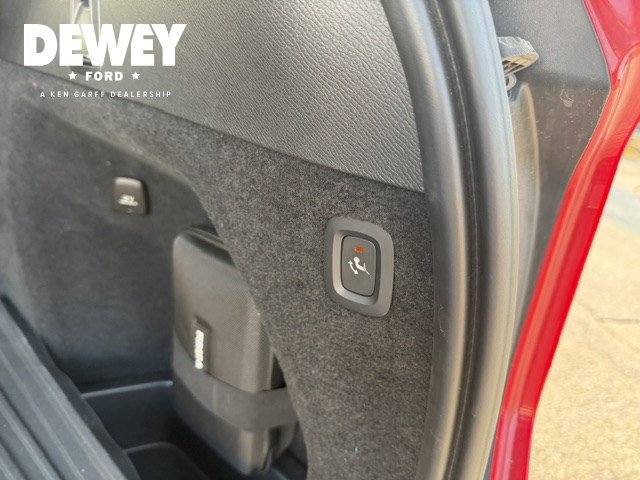Used 2023 Volvo XC90 T8 Plus w/ Protection Package Premier AWD/4WD image 35