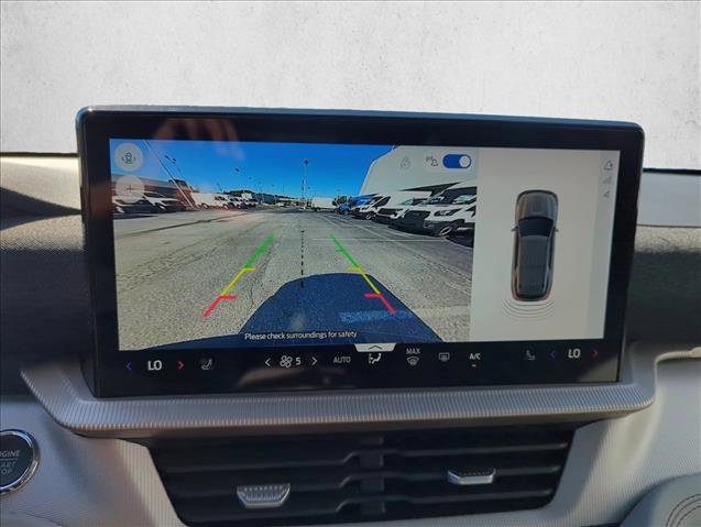 New 2025 Ford Explorer Active w/ Active Comfort Package image 13