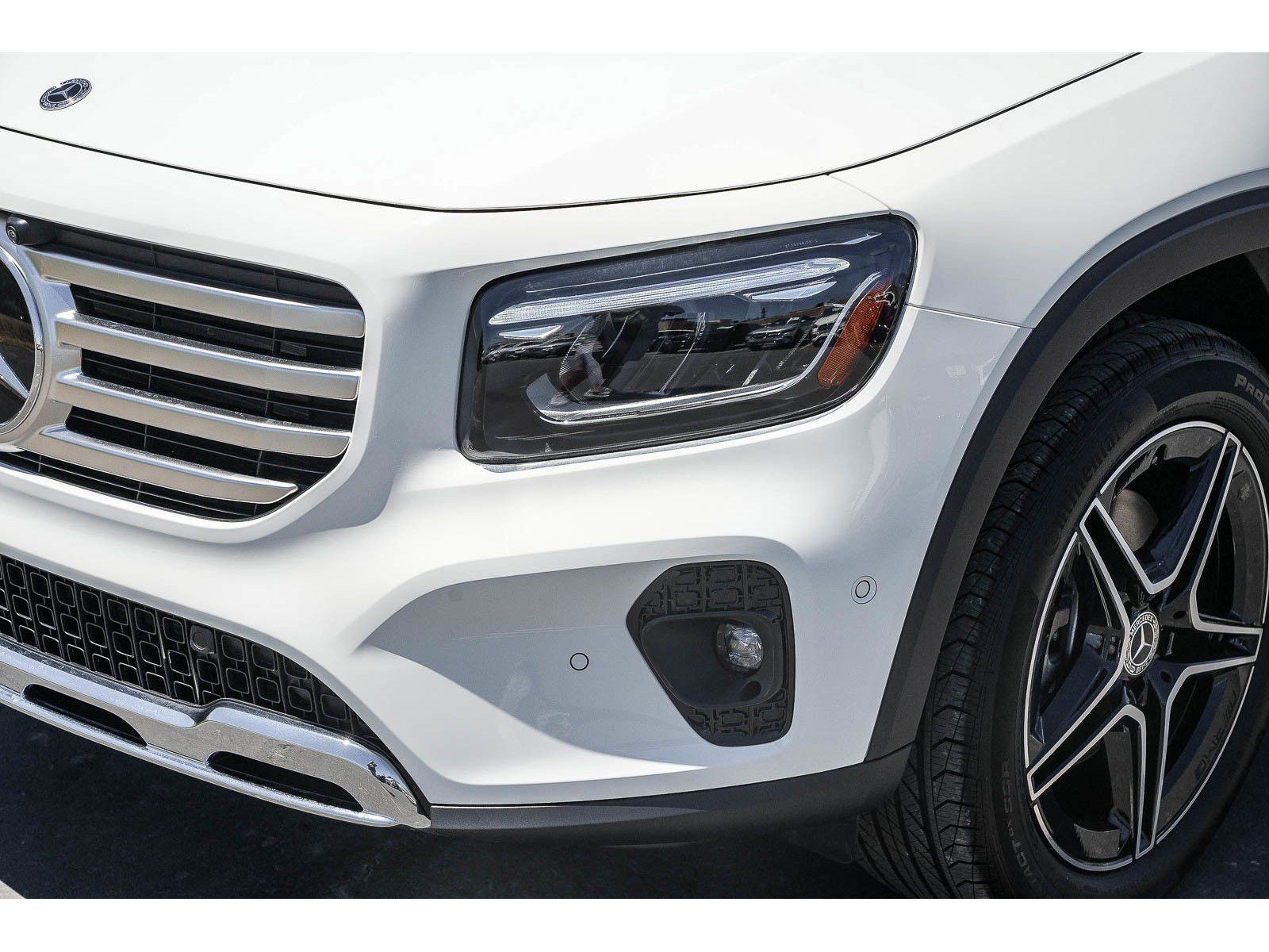 New 2026 Mercedes-Benz GLB 250 4MATIC image 8