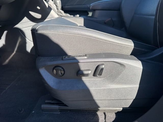 Used 2023 Volkswagen Atlas SEL R-Line image 7